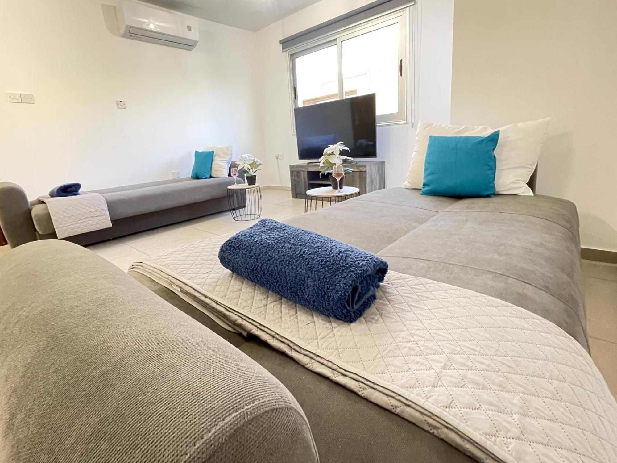 Aurora Holiday Apartment - Agia Napa Buitenkant foto
